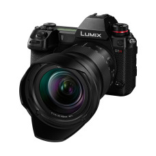 Фотоаппарат Panasonic Lumix DC-S1R Kit 24-105mm