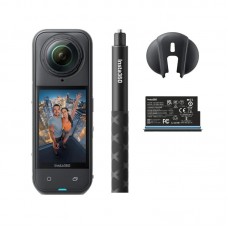 Экшн-камера Insta360 X5 Starter Bundle Black