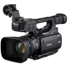 Видеокамера Canon XF100