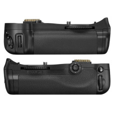 Батарейный блок NIKON MB-D10 для D300 /D300S /D700