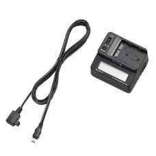 Зарядное устройство Sony AC-VQ50